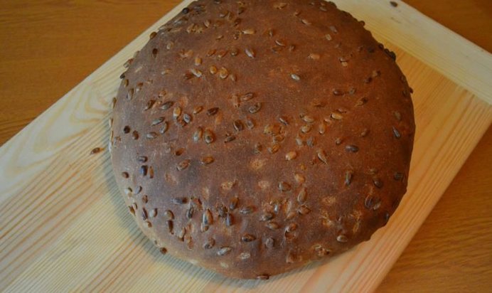 Хлеб с семечками