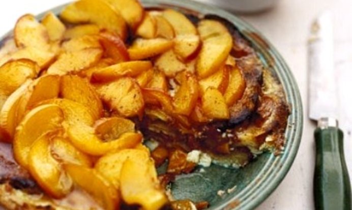 Творожно-фруктовая запеканка с апельсиновой цедрой