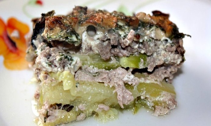Кабачковая запеканка с фаршем
