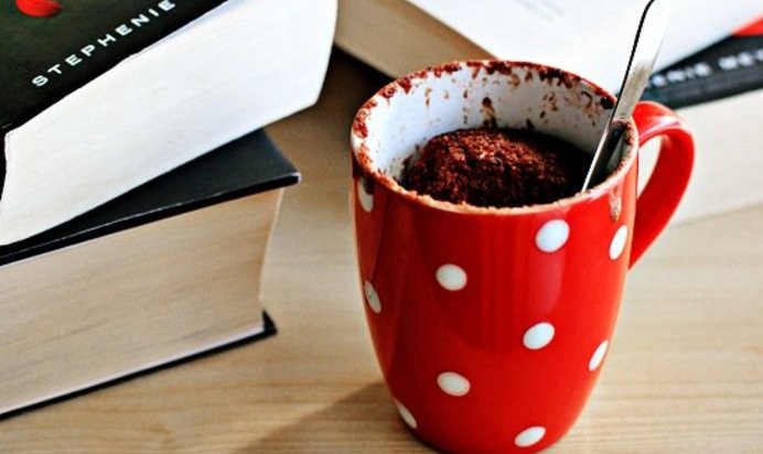 Шоколадный кекс в кружке за 5 минут