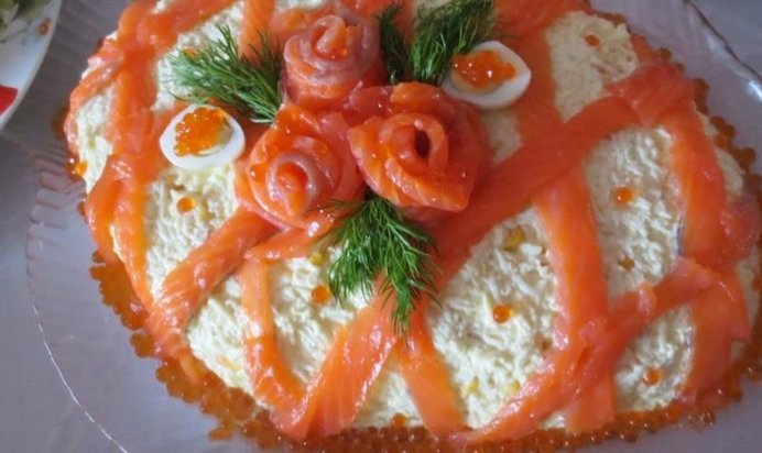 Салат с сёмгой Новогодние огни