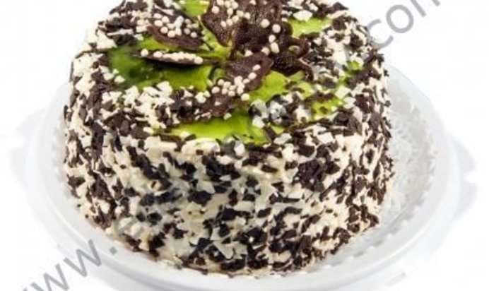 Бисквитный торт с киви