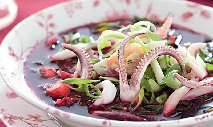 Свекольник с кальмарами