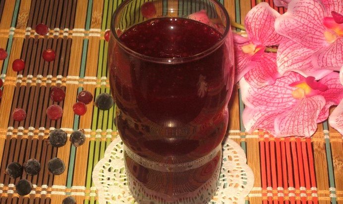 Кисель из черной смородины и клюквы