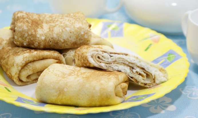 Блины с творогом и кокосом