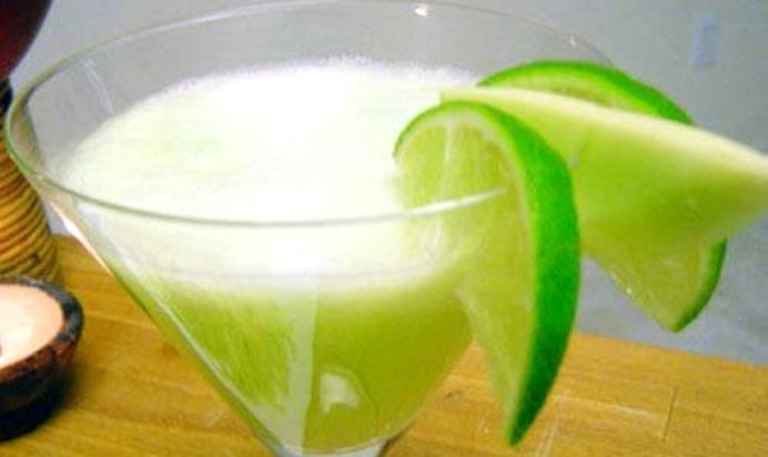 Коктейль из дыни и огурца