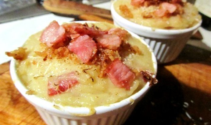 Картофельная запеканка с беконом