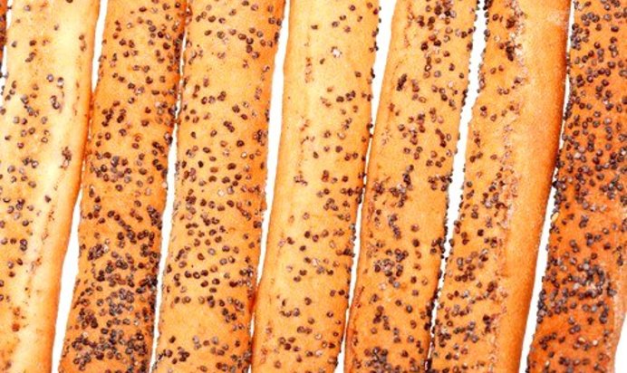 Хлебные палочки с маком
