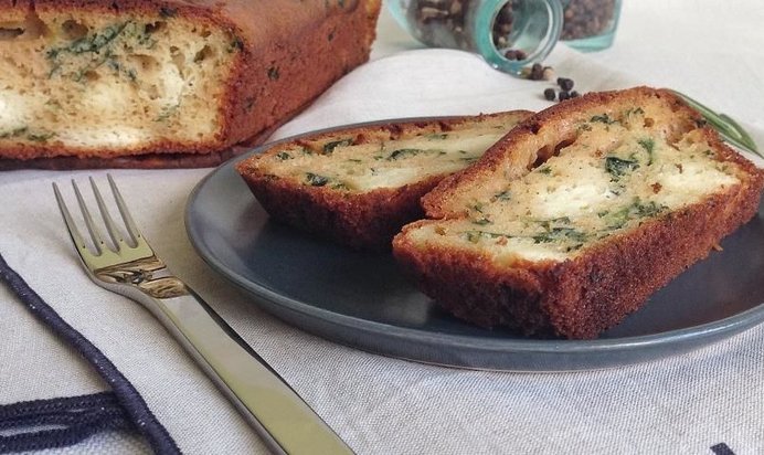 Сырный кекс со шпинатом