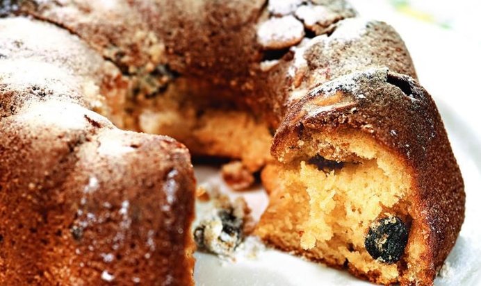 Гугельхопф, немецкий пасхальный кекс