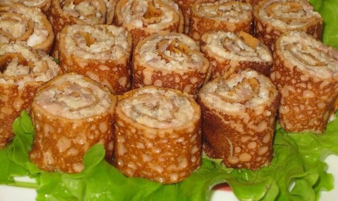 Закусочные томатные блинчики Пенёчки