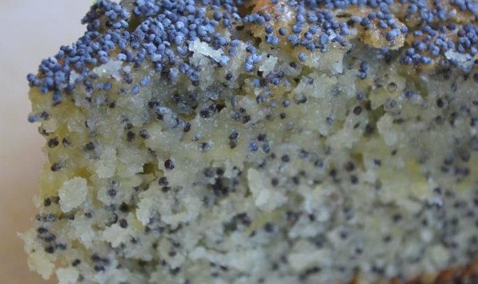 Лимонный кекс с маком