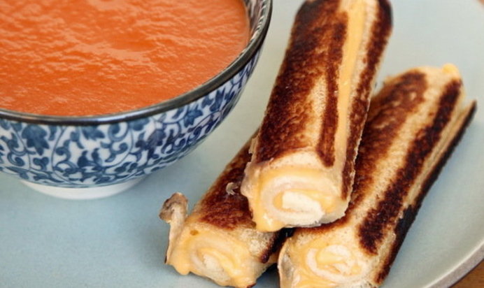 Хлебные рулетики с сыром