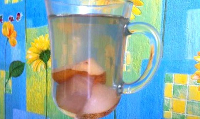 Грушевый компот с корицей