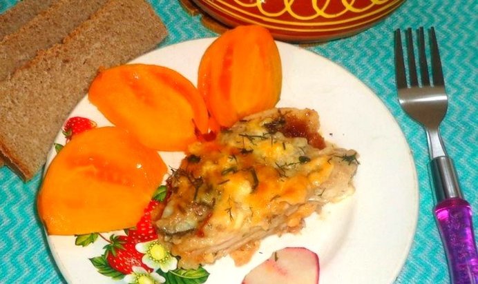 Запеканка из рыбы и крекера