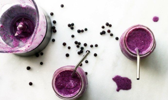 Черничный шейк с медом