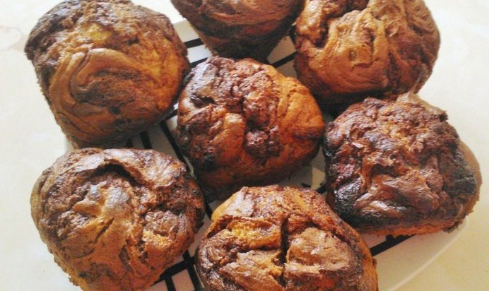 Банановые кексы с шоколадной пастой и фундуком