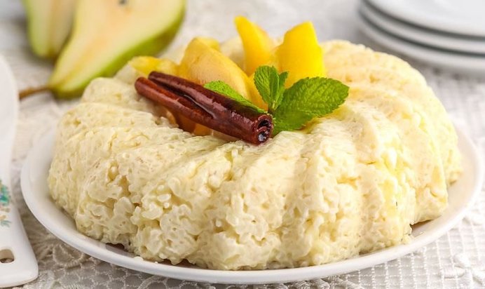 Рисовая каша с грушами