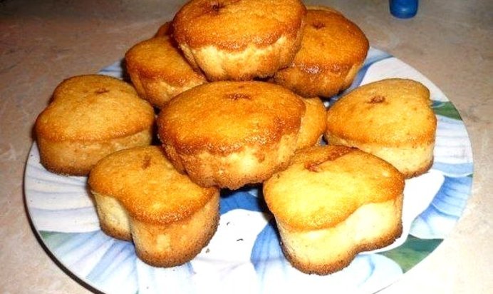 Кексы манные на кефире