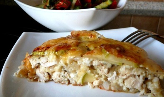 Запеканка с курицей и кабачками