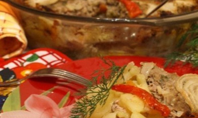 Тавая - запеканка из фарша и картофеля