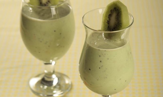 Напиток из киви и банана