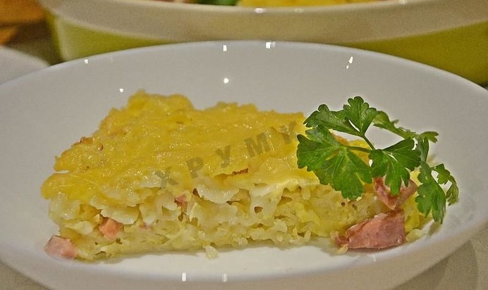Запеканка из макарон с сосисками