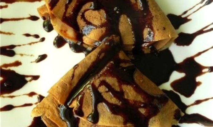 Блины с бананом и шоколадом