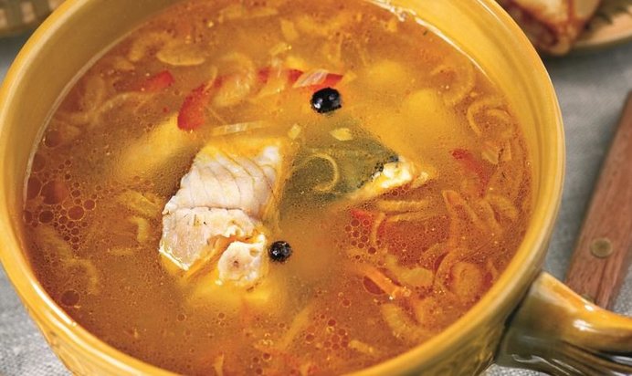 Уха по-царски с блинчиками