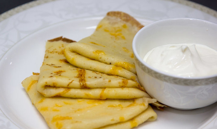 Блины с сырным припеком