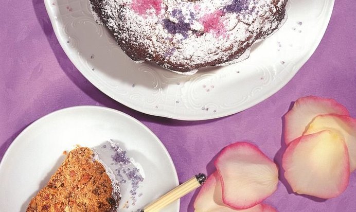 Кекс с изюмом