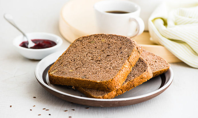 Ореховый хлеб с семечками в хлебопечке