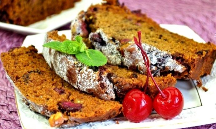 Постный кекс с вишней