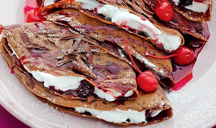 Шоколадные блинчики «Черный лес»