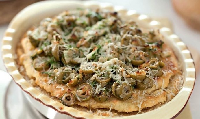 Гороховая запеканка с оливками