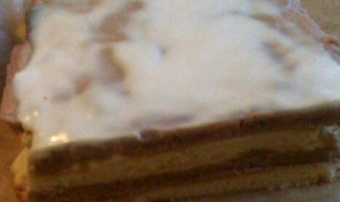 Торт «Сметанник» полосатый