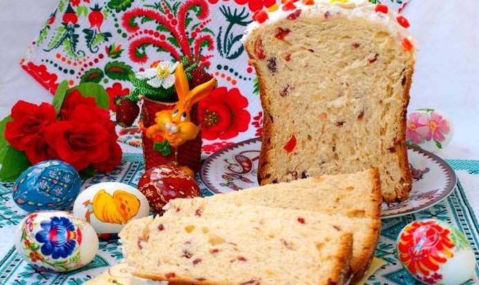 Кулич с вяленой клюквой в хлебопечке