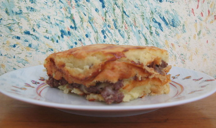 Картофельная запеканка с фаршем и сыром