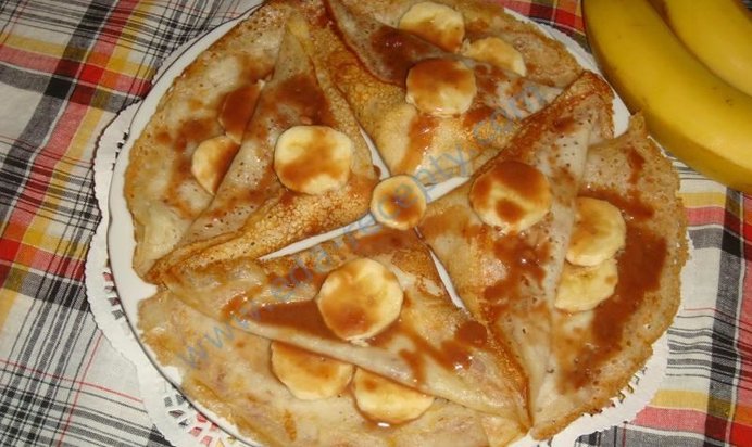 Банановые блины с бананом и шоколадом