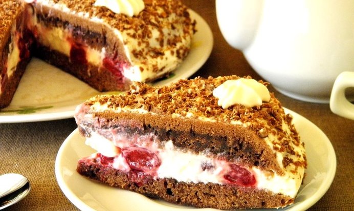 Вишневый торт Наслаждение