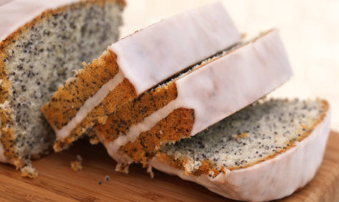 Маковый кекс с лимонной глазурью