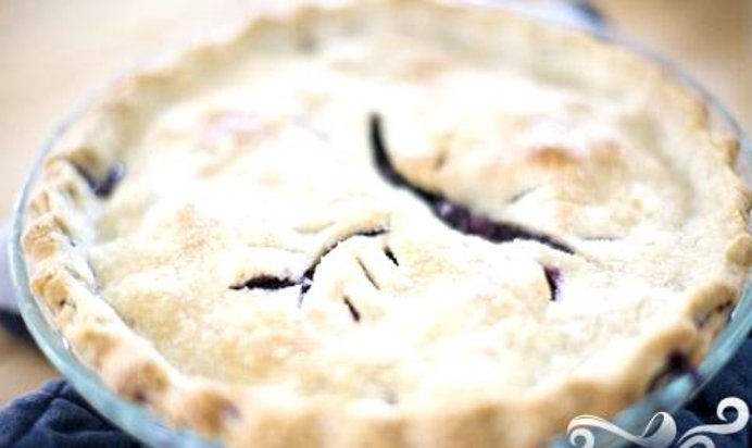 Черничный пирог в духовке