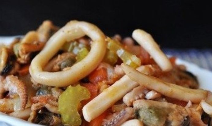 Морской коктейль в мультиварке