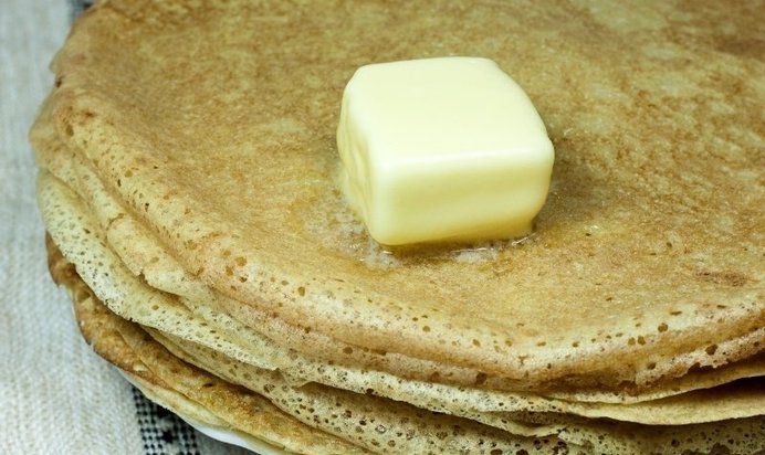Блины на сливочном масле