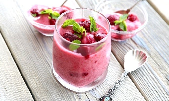 Бананово-малиновый сорбет