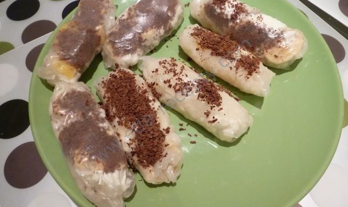 Сладкие суши роллы с бананами