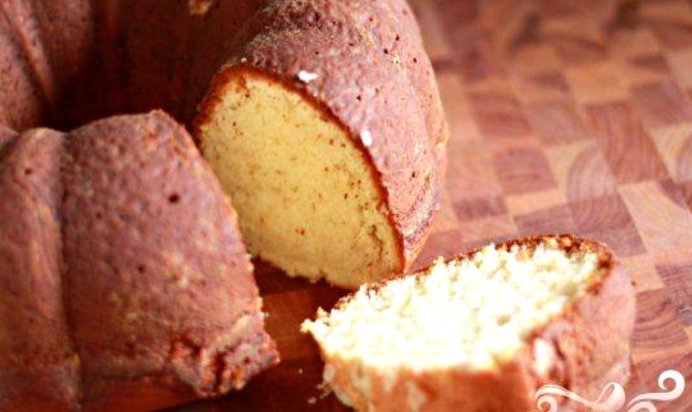 Кекс с ванилью и кардамоном