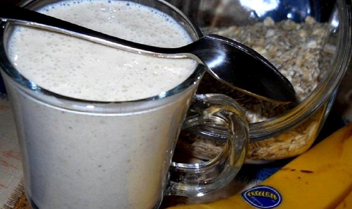Бананово-йогуртовый коктейль
