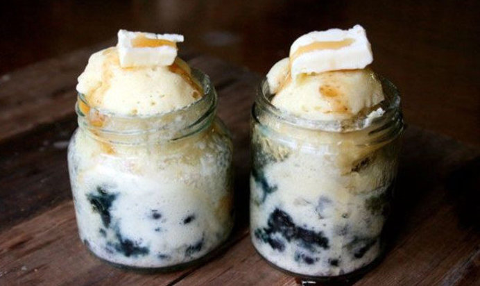 Блинчики с голубикой в баночке