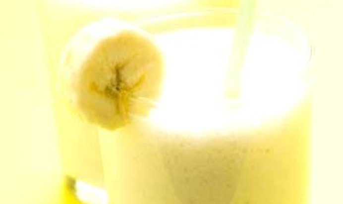 Молочный банановый коктейль